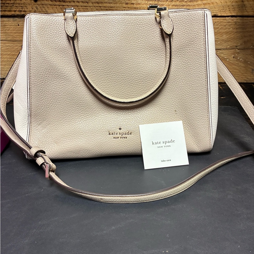 Kate Spade Light Beige Shoulder Bag